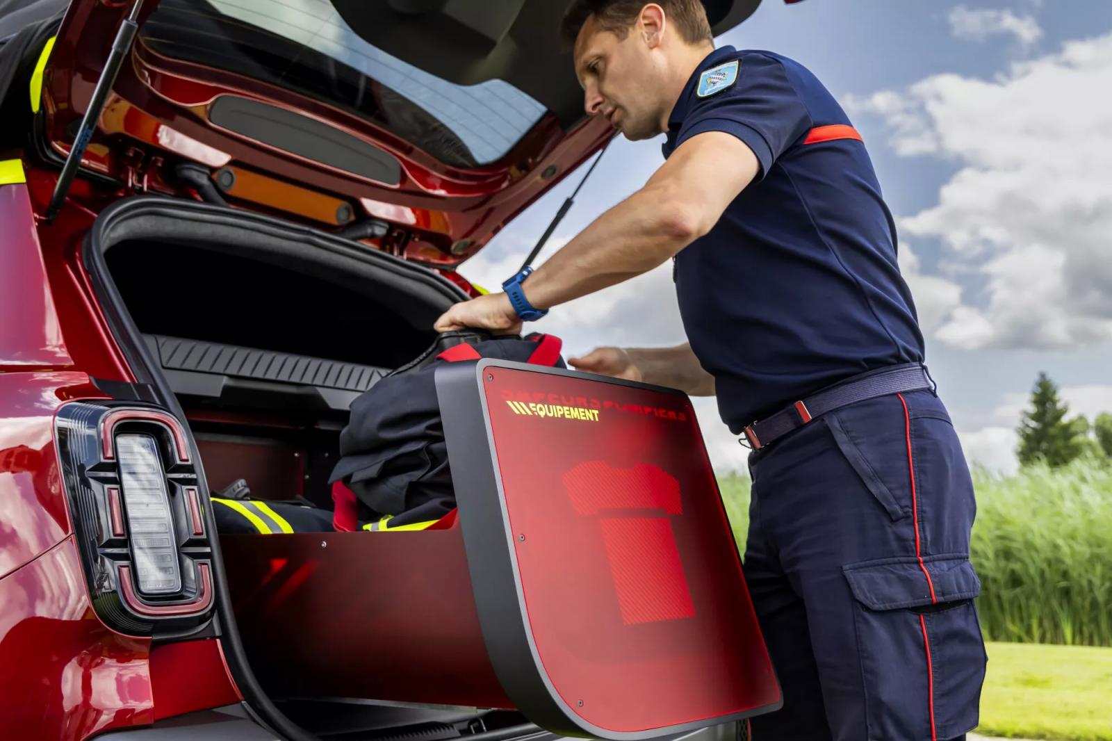 Το Renault Vision 4Rescue είναι έτοιμο για καταστάσεις έκτακτης ανάγκης